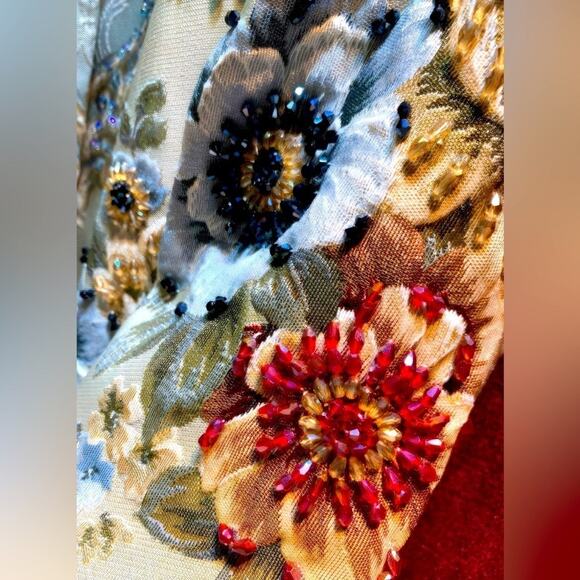 French Jacquard Coat w/3D Beaded Embellishment, Chanel Garment Bag & Hanger, EUC - Picture 10 of 14